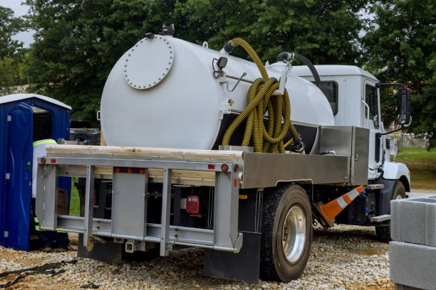 Best Portable restroom trailer rental  in Cullman, AL